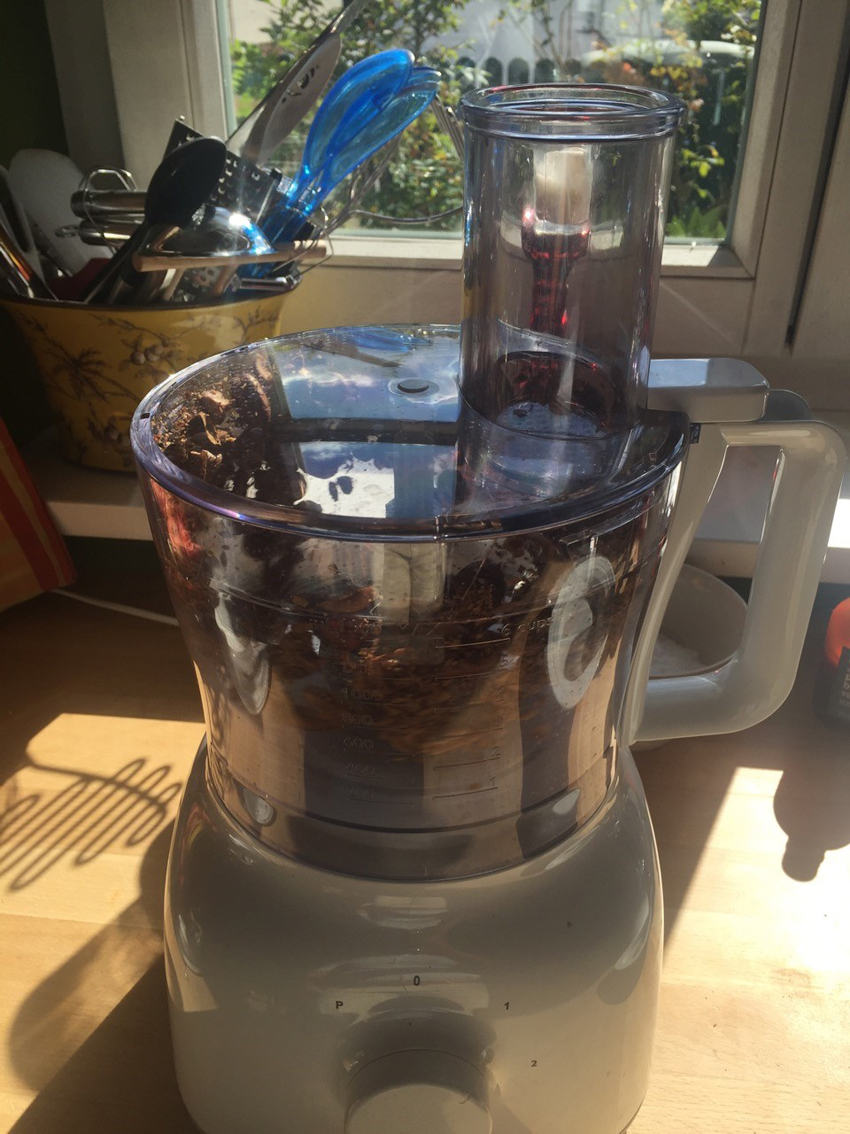 2-schokoladen-haselnuss-creme