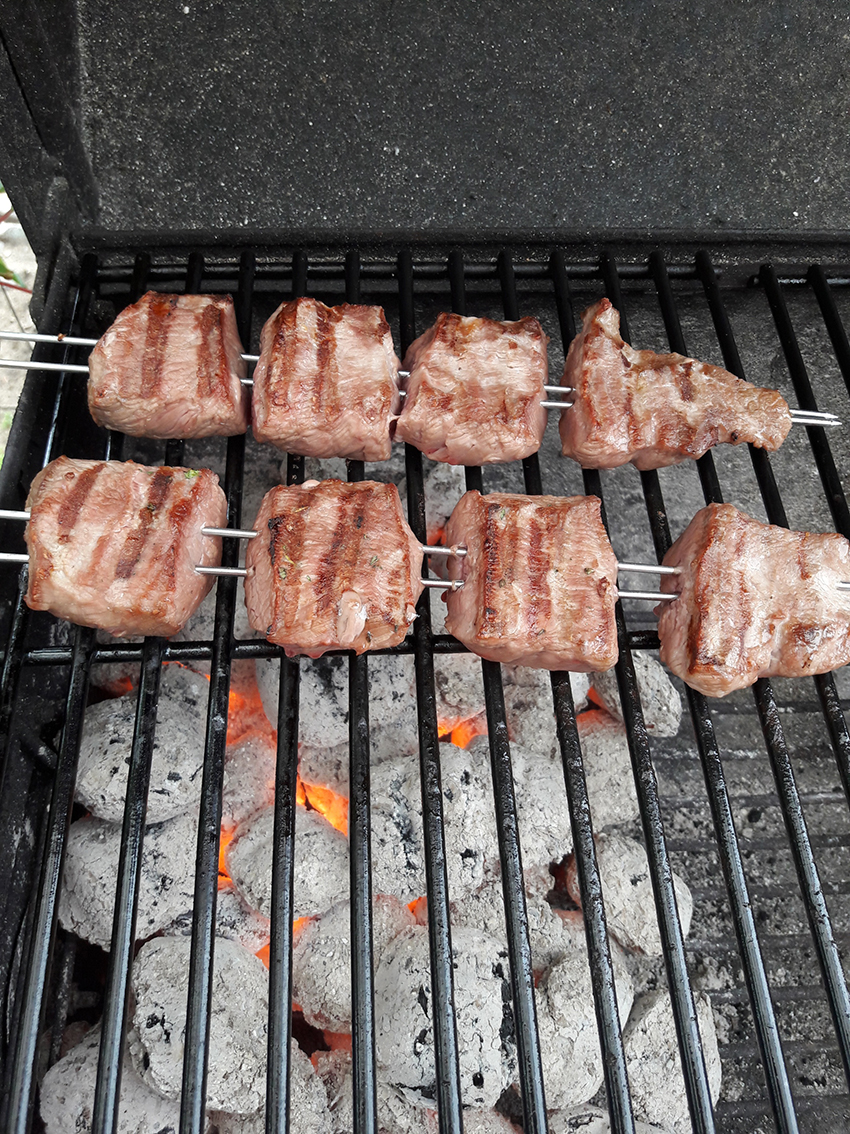 20180624_124747_Schwarzkittel grillen