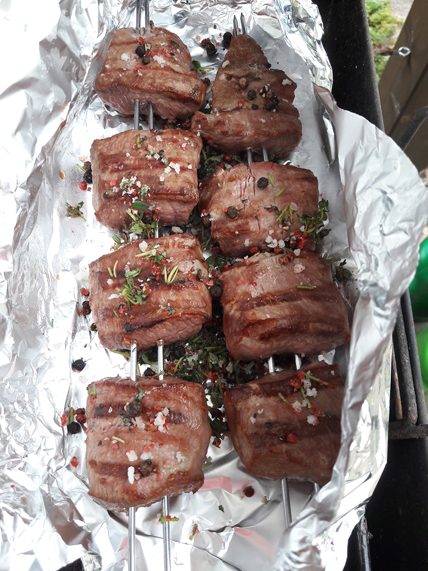 20180624_125142_Schwarzkittel grillen